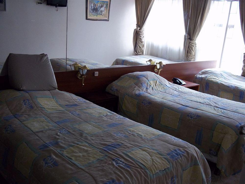 Hotel Ecoinn Богота Екстериор снимка