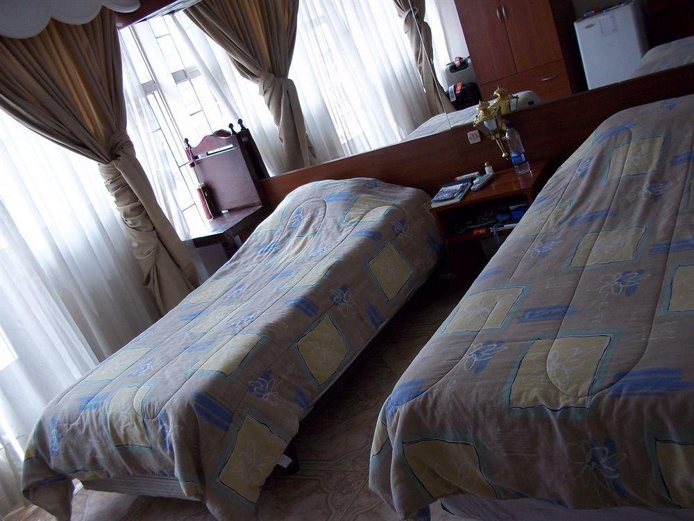 Hotel Ecoinn Богота Екстериор снимка