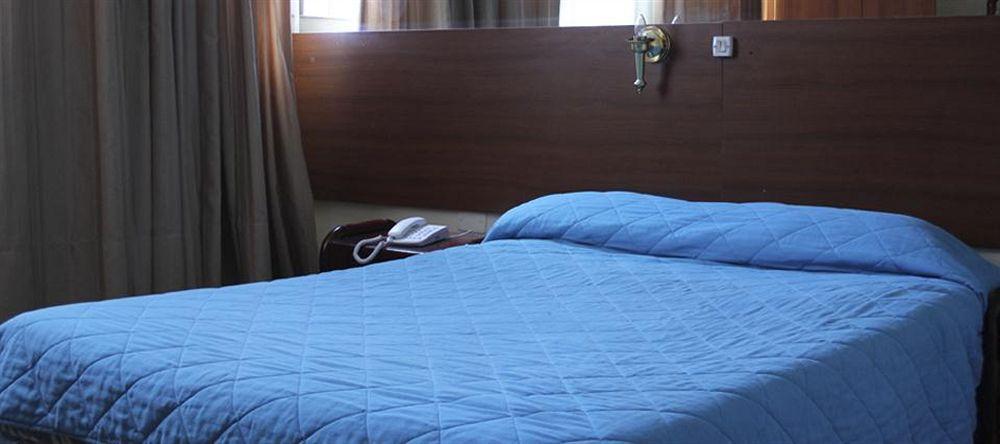 Hotel Ecoinn Богота Екстериор снимка