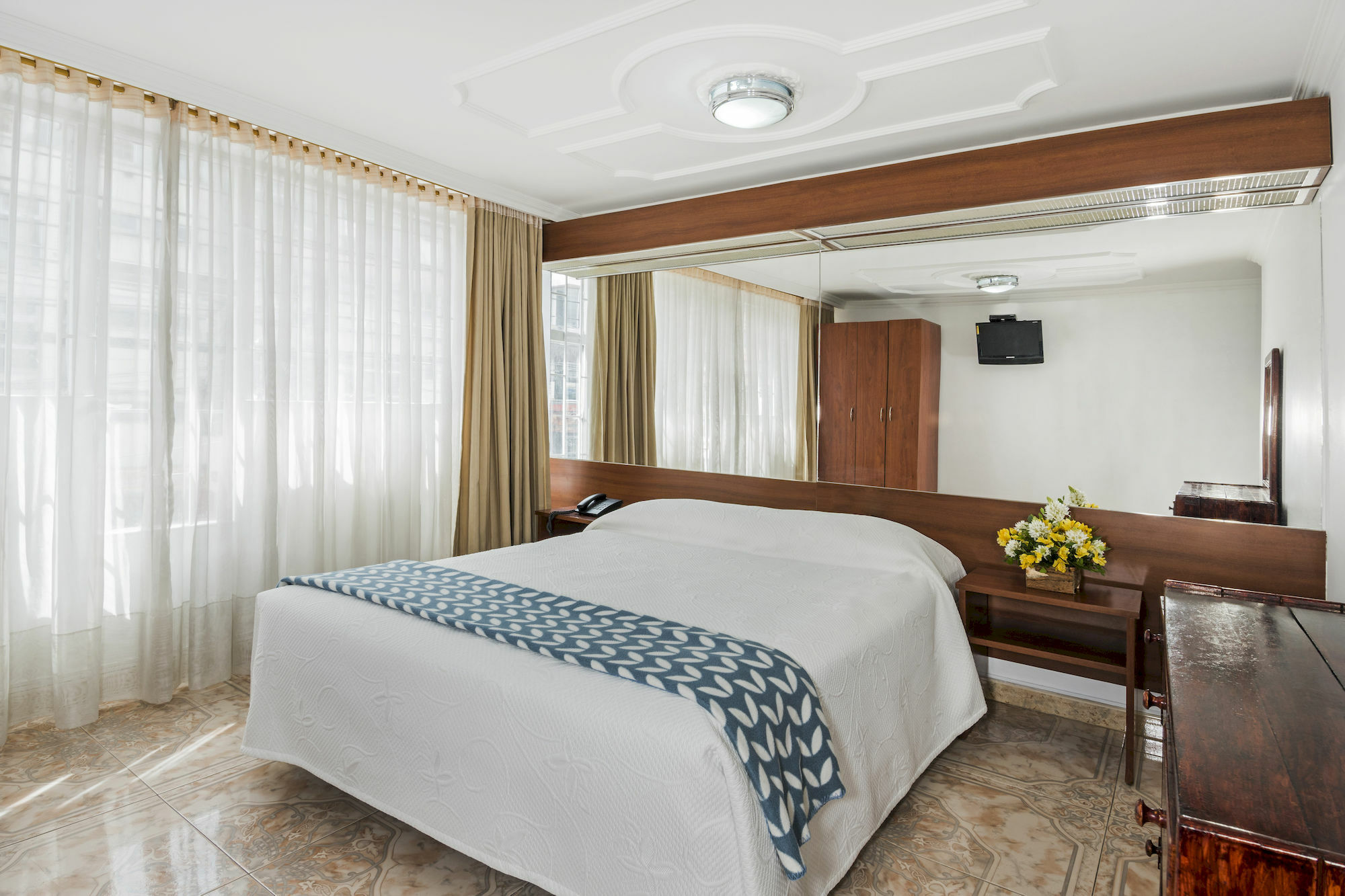Hotel Ecoinn Богота Екстериор снимка